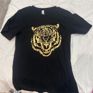 LSU women’s Black Tee with Metallic Gold Tiger Graphic size small Bella Canvas